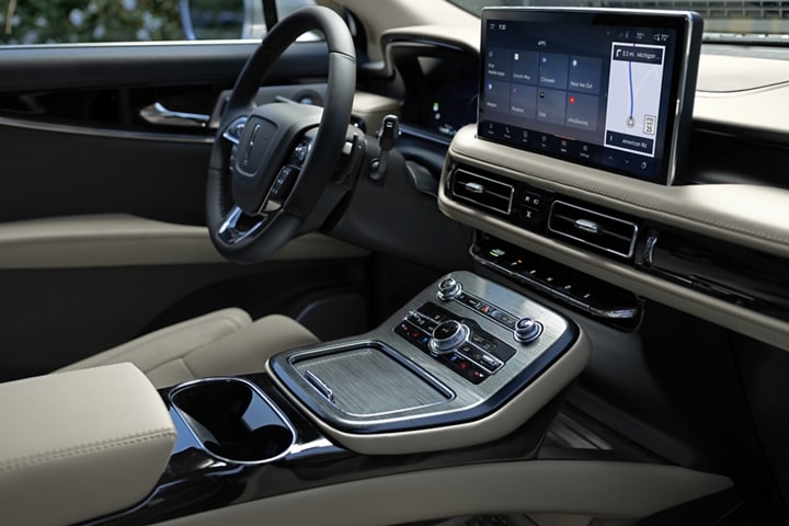 2023 Lincoln Nautilus Technology