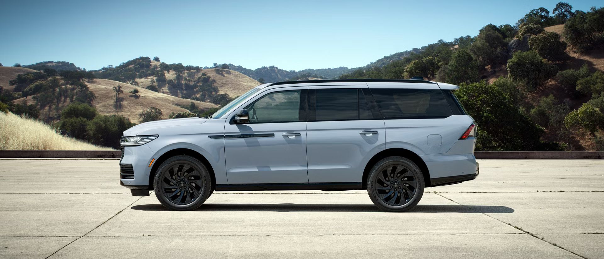 2027 Lincoln Navigator Trims & Configurations