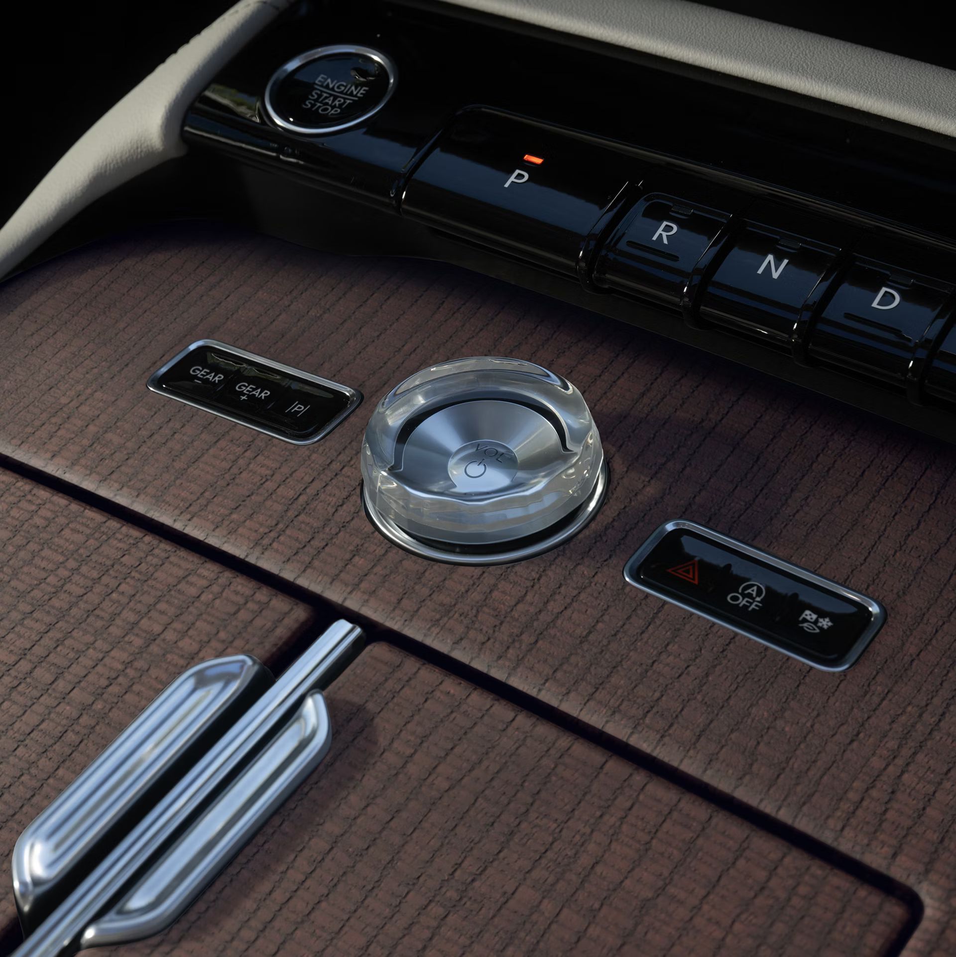 2027 Lincoln Navigator Interior
