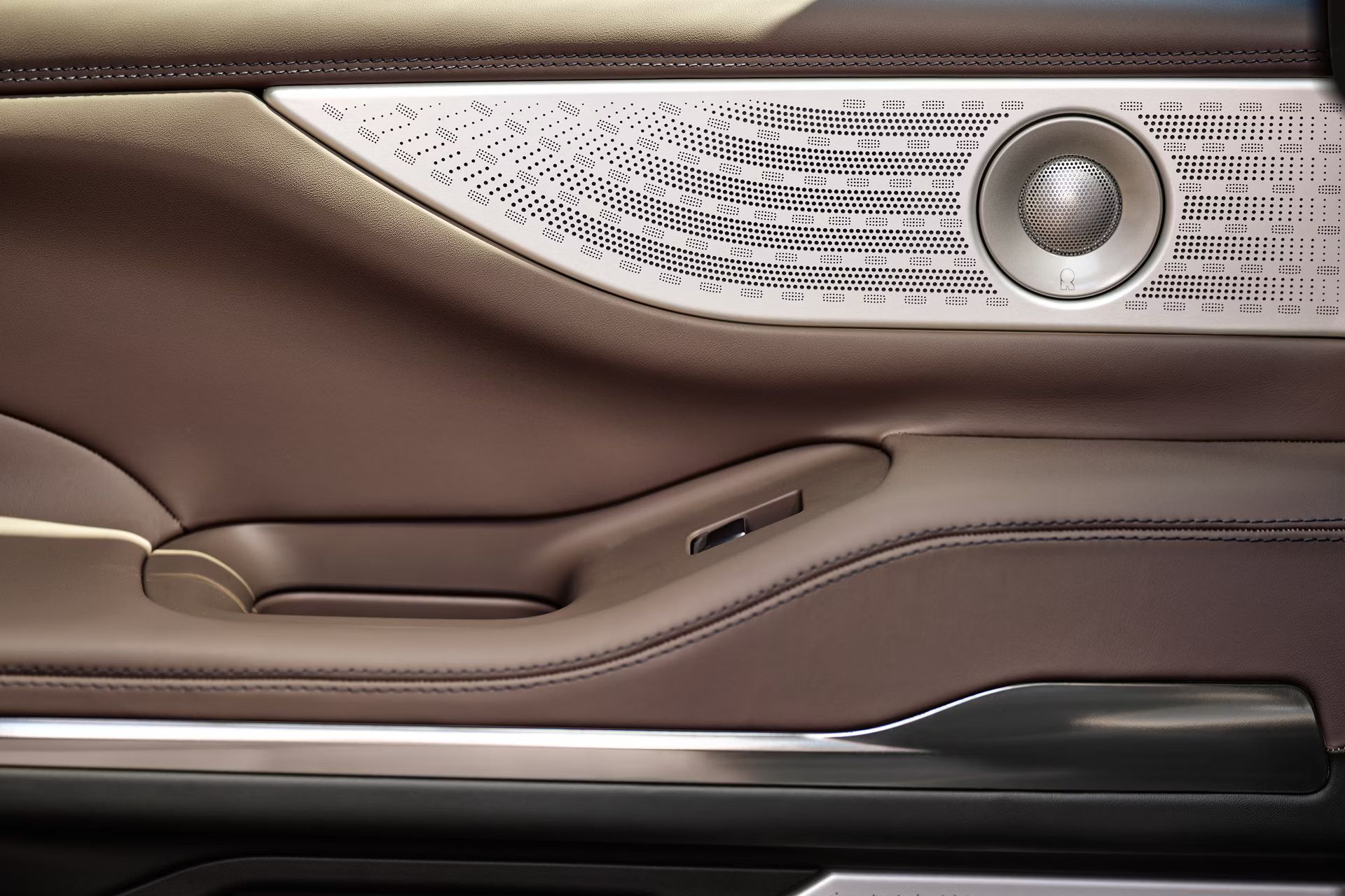 2027 Lincoln Navigator